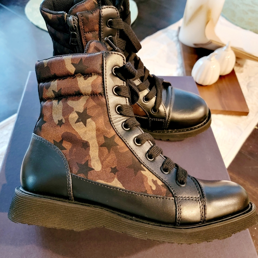 Kids Prada Camo Boots Great Condition!!